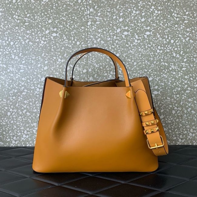 VALENTINO Medium Sheepskin Shoulder Bag 0112L brown VALENTINO Medium Sheepskin Shoulder Bag 0112L brown