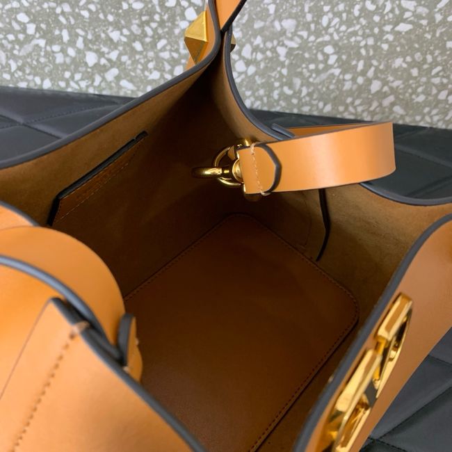 VALENTINO small Sheepskin Shoulder Bag 0112S brown VALENTINO small Sheepskin Shoulder Bag 0112S brown