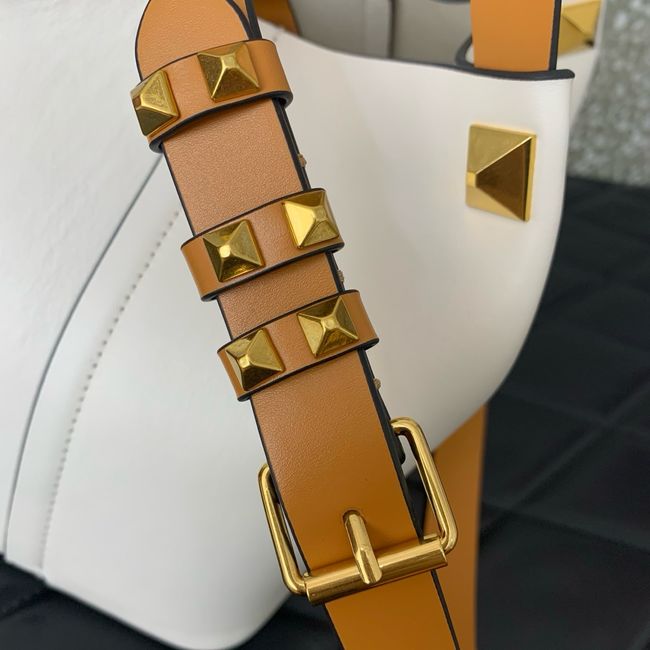 VALENTINO small Sheepskin Shoulder Bag 0112S white&brown VALENTINO small Sheepskin Shoulder Bag 0112S white&brown