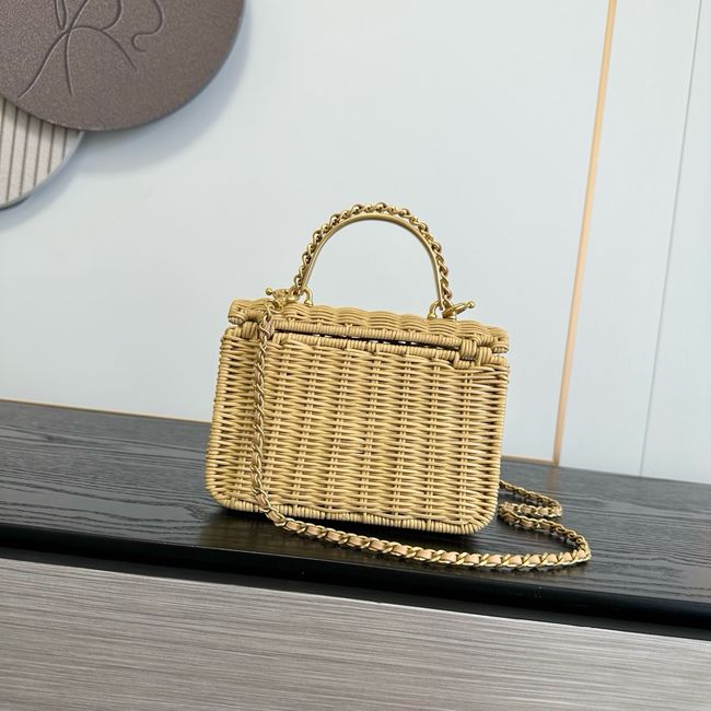 CHANEL Shoulder Bag AS5994 Apricot CHANEL Shoulder Bag AS5994 Apricot