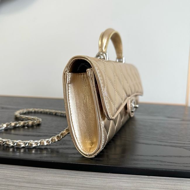 Chanel Clutch with chain Sheepskin AP5280 gold