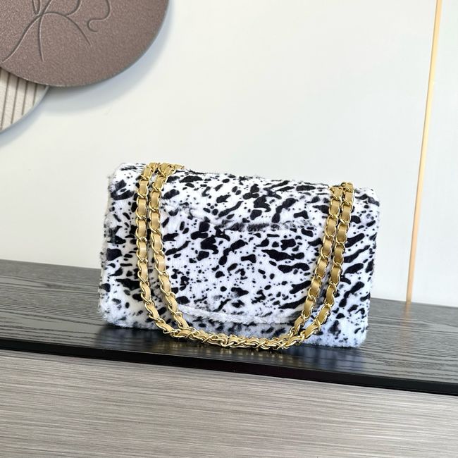 Chanel SMALL FLAP BAG AS1112 White & Black Chanel SMALL FLAP BAG AS1112 White & Black