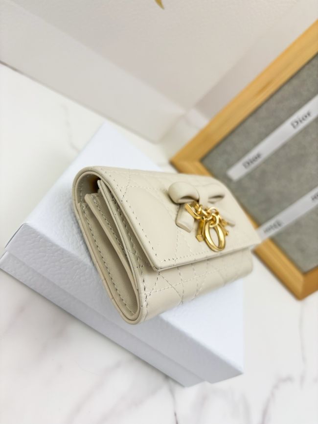 Lady Dior Dahlia card holder Craie Cannage Lambskin S2067-4 Lady Dior Dahlia card holder Craie Cannage Lambskin S2067-4