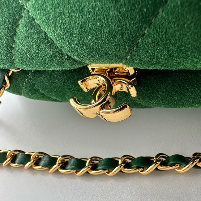Chanel Clutch with chain AP5252 green Chanel Clutch with chain AP5252 green