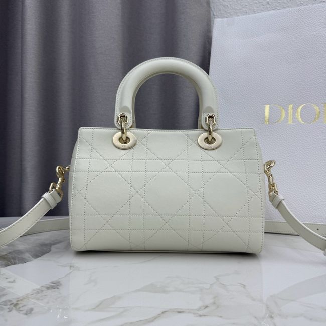 Small Dior Granville Bag Ivory Flat Macrocannage Calfskin M1441OHJ Small Dior Granville Bag Ivory Flat Macrocannage Calfskin M1441OHJ