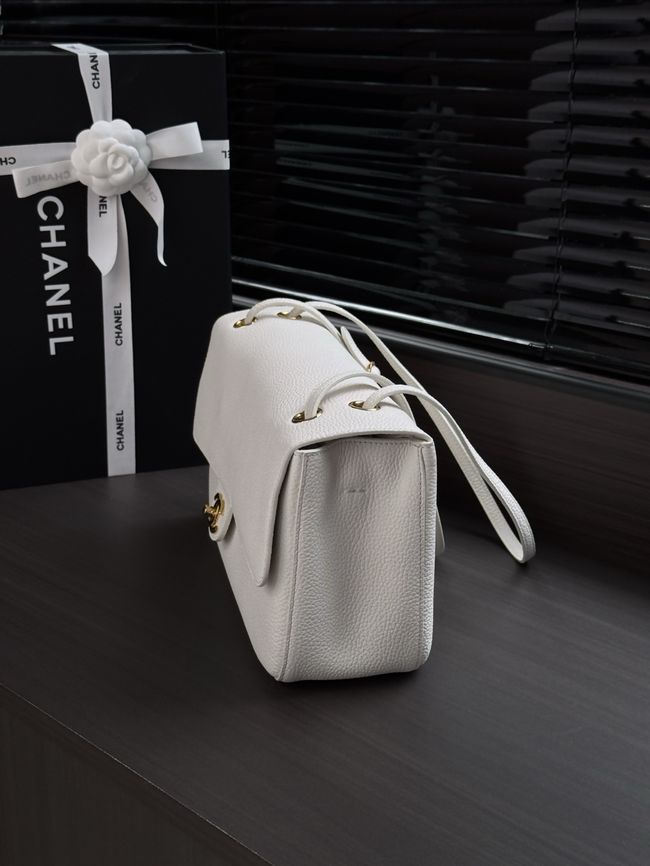 Chanel Maxi Flap bag AS6231 white&gold-Tone Metal