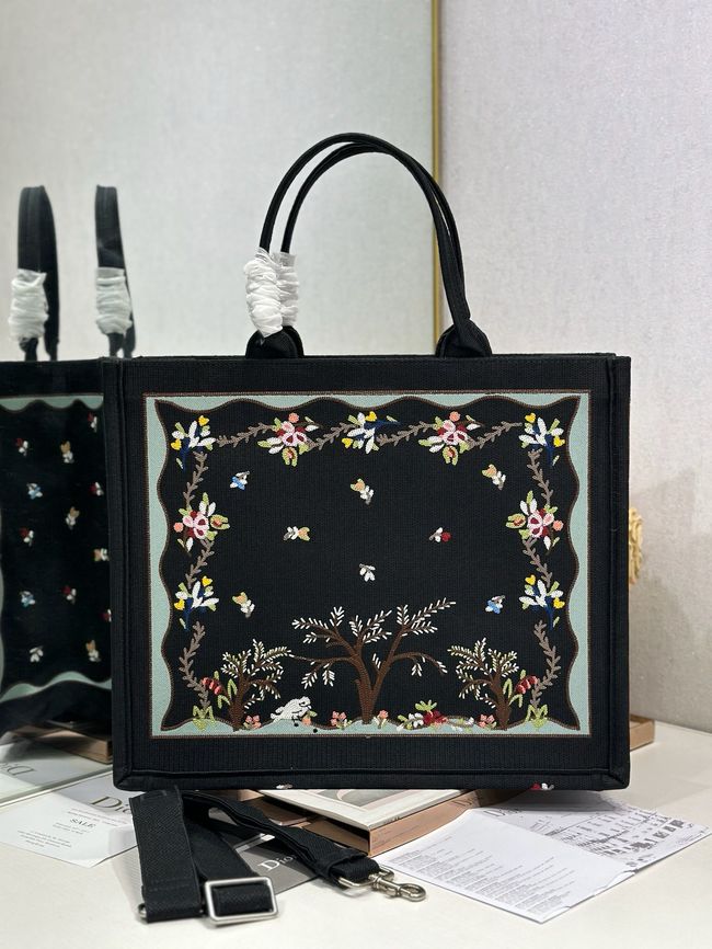 Large Dior Book Tote Cannage Embroidery M1349OEQ-4