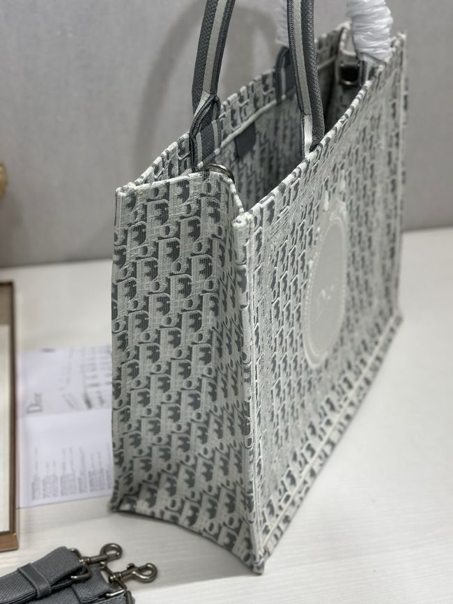Large Dior Book Tote Cannage Embroidery M1349OEQ-6