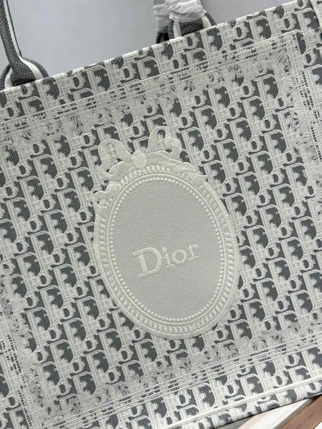 Large Dior Book Tote Cannage Embroidery M1349OEQ-6