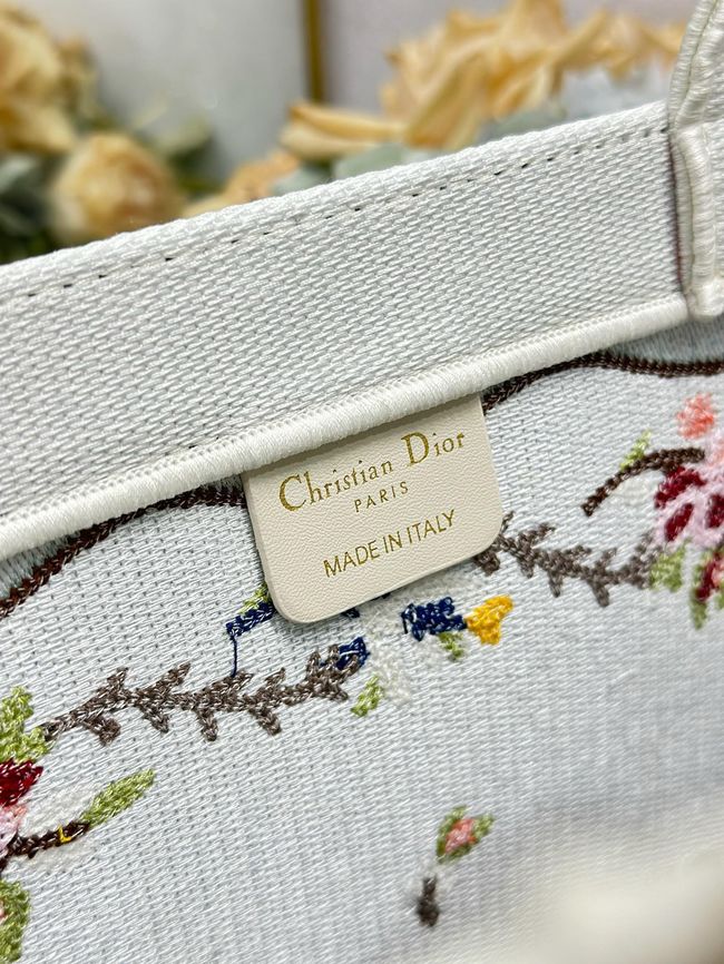 Large Dior Book Tote Cannage Embroidery M1349OEQ-9