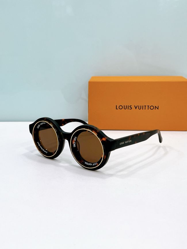 Louis Vuitton Sunglasses 821467-7