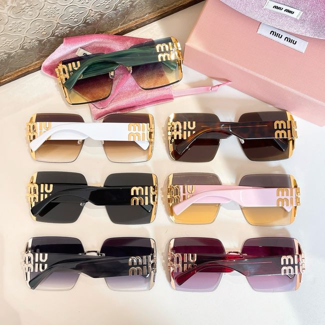 MiuMiu Sunglasses 821485-6