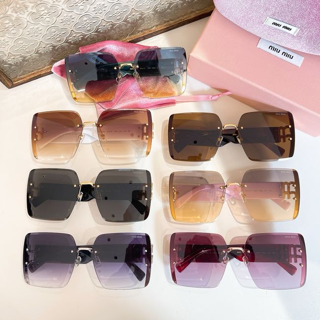 MiuMiu Sunglasses 821485-6