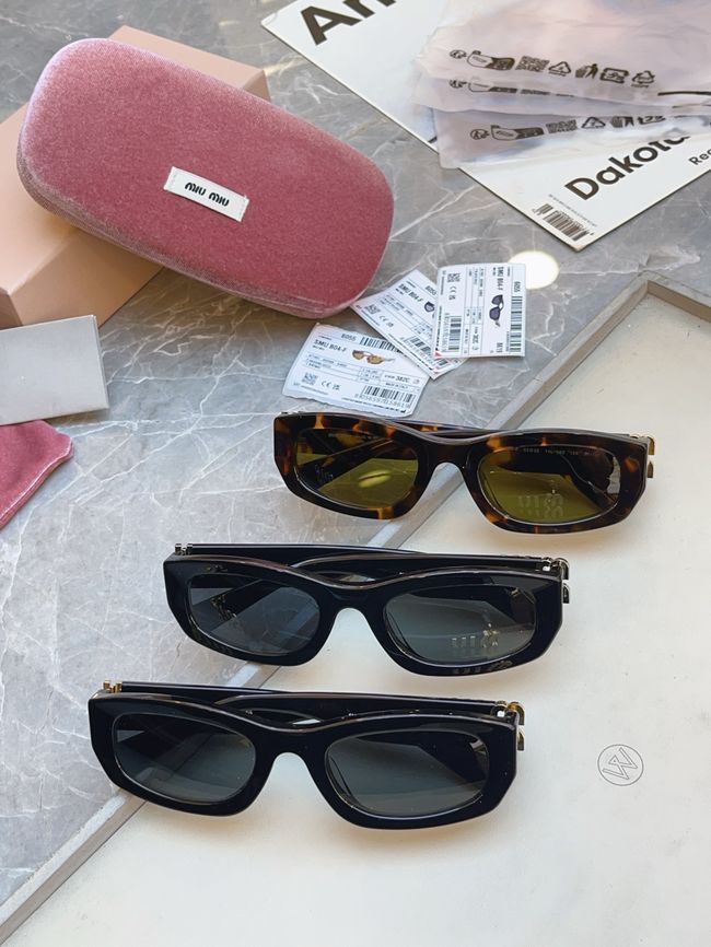 MiuMiu Sunglasses 821486-1