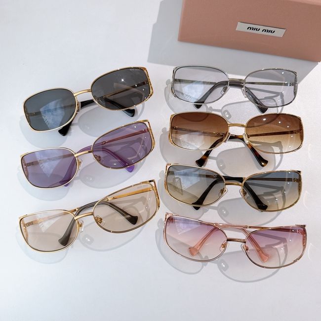 MiuMiu Sunglasses 821490-7