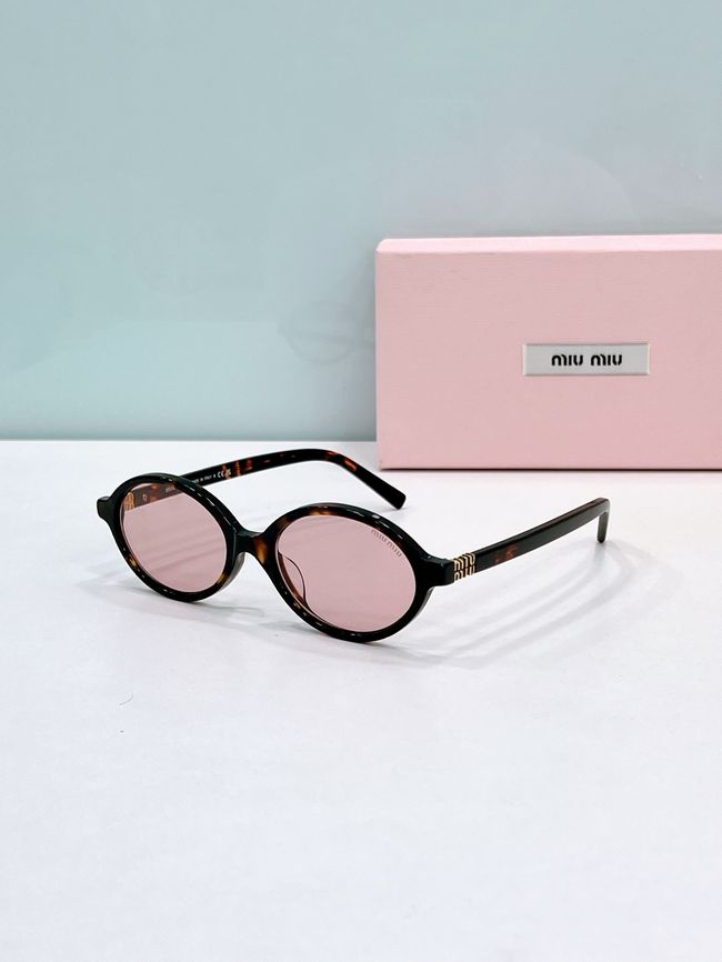 MiuMiu Sunglasses 821491-1