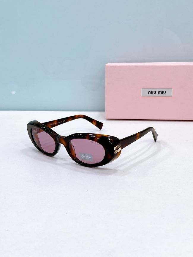 MiuMiu Sunglasses 821492-3