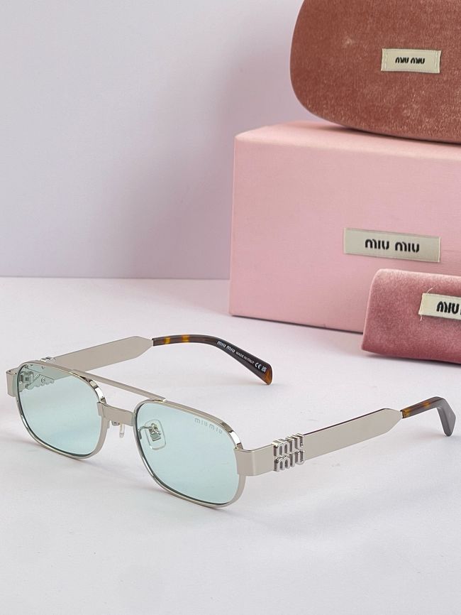 MiuMiu Sunglasses 821496-3