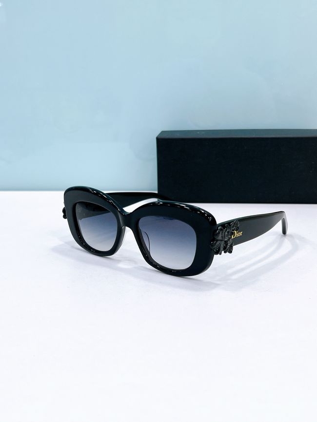 Dior Sunglasses 821536-4 Dior Sunglasses 821536-4