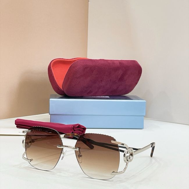Gucci Sunglasses 821535-4 Gucci Sunglasses 821535-4