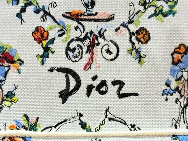 Large Dior Book Tote Cannage Embroidery M1349OEQ-12