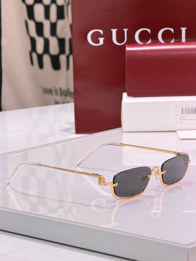 Gucci Sunglasses 821558-1