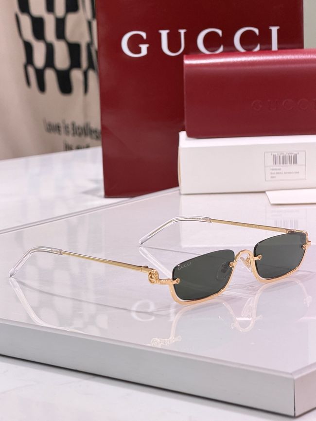 Gucci Sunglasses 821558-2