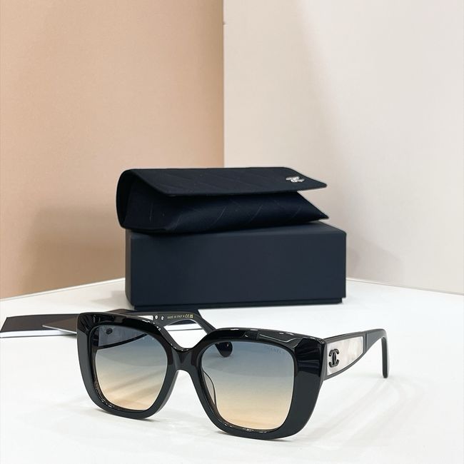 Chanel Sunglasses 821623-1