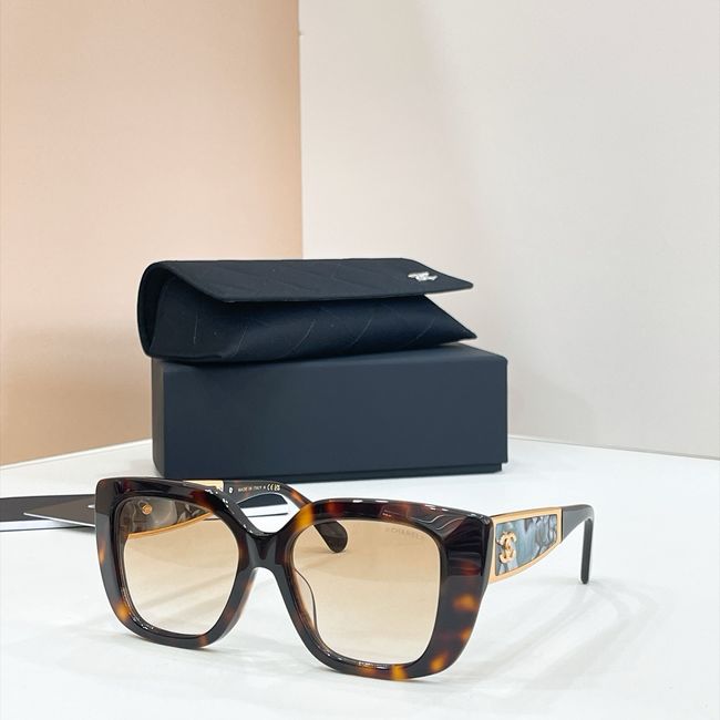 Chanel Sunglasses 821623-4