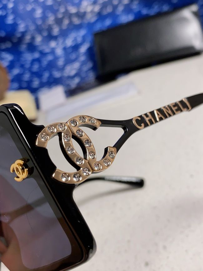 Chanel Sunglasses 821627-1