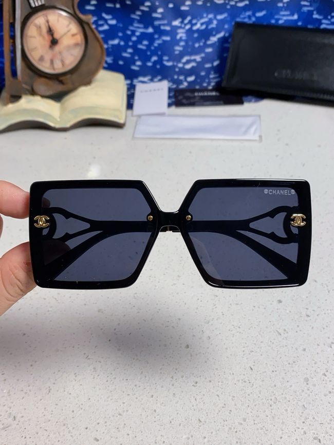 Chanel Sunglasses 821627-1