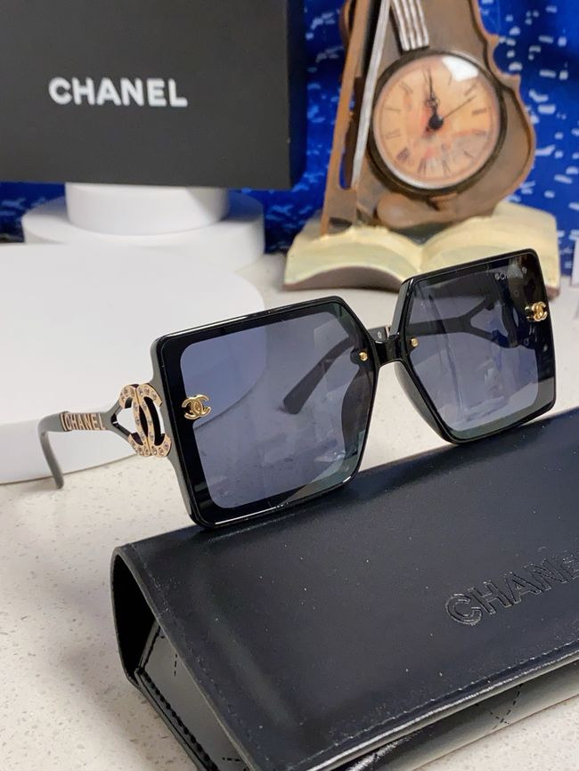 Chanel Sunglasses 821627-1