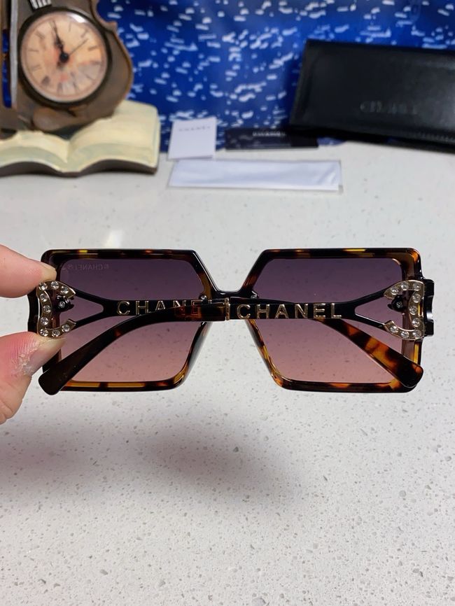 Chanel Sunglasses 821627-2