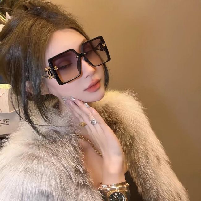 Chanel Sunglasses 821627-2