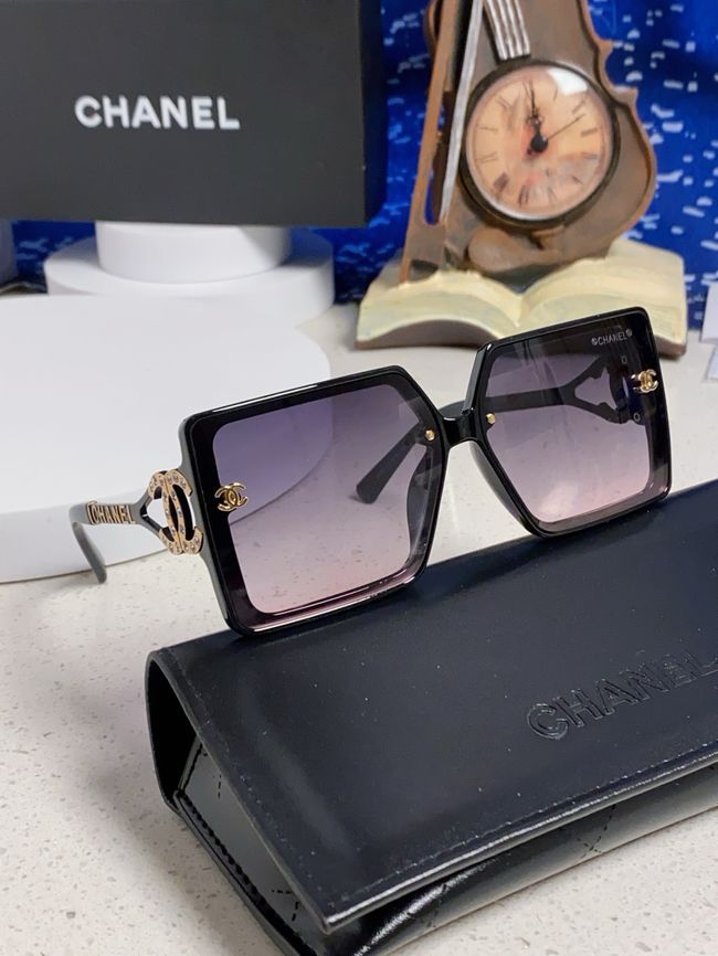 Chanel Sunglasses 821627-4