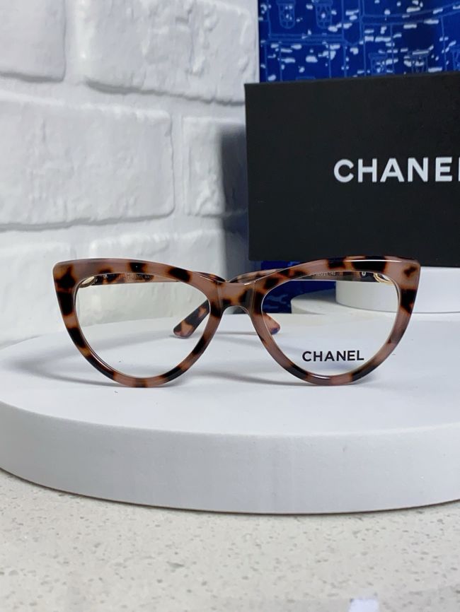 Chanel Sunglasses 821628-3
