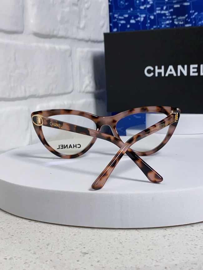 Chanel Sunglasses 821628-3