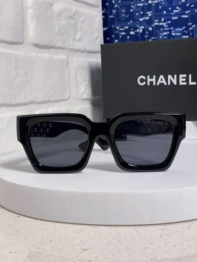 Chanel Sunglasses 821629-1