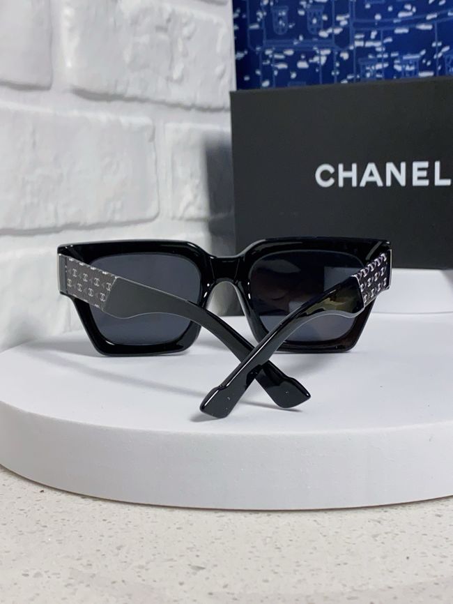 Chanel Sunglasses 821629-1
