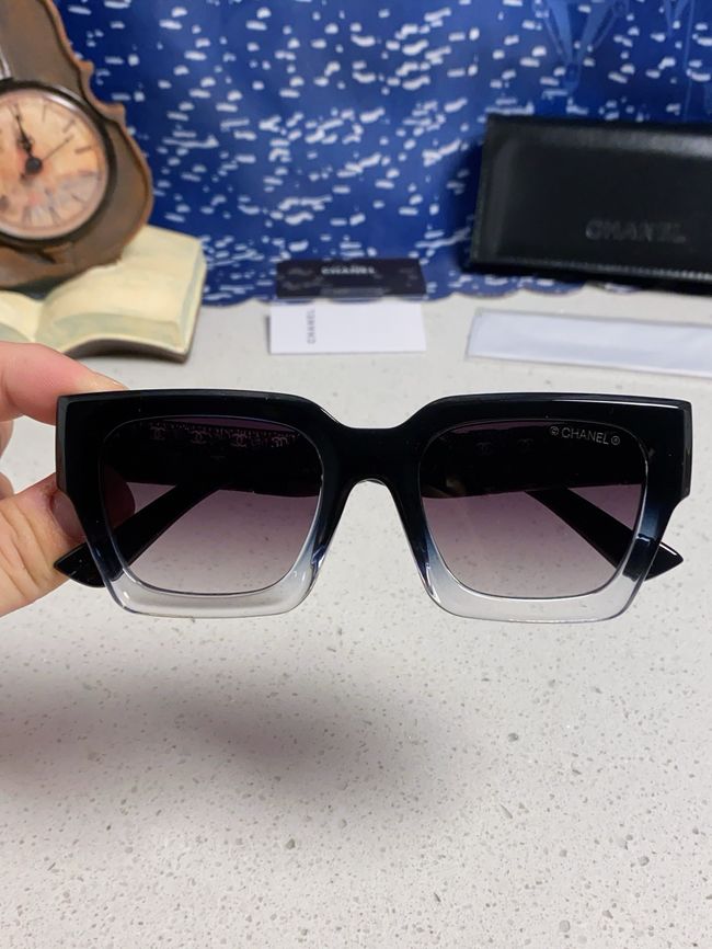 Chanel Sunglasses 821629-4