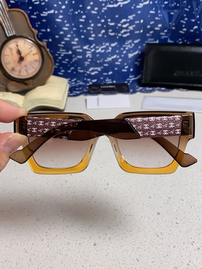Chanel Sunglasses 821629-5