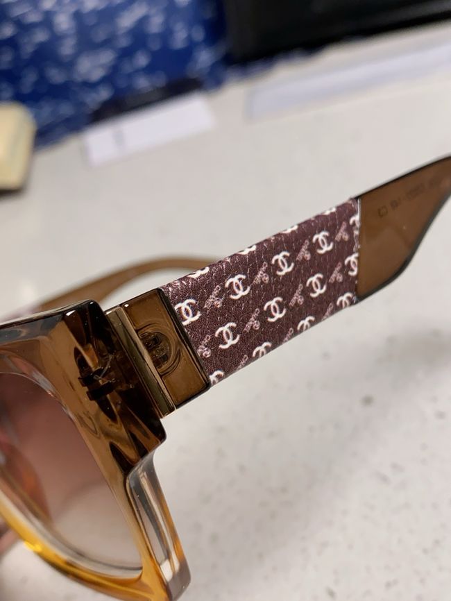 Chanel Sunglasses 821629-5