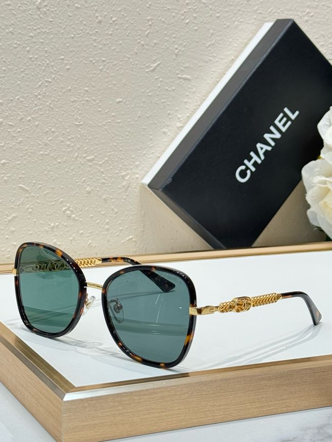 Chanel Sunglasses 821643-7