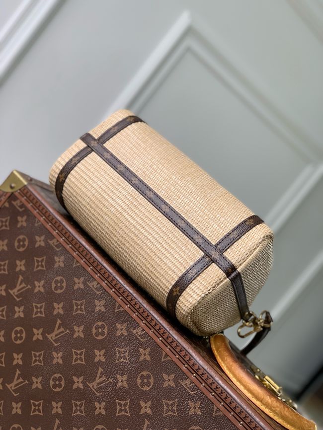 Louis Vuitton Express PM M29552 cream