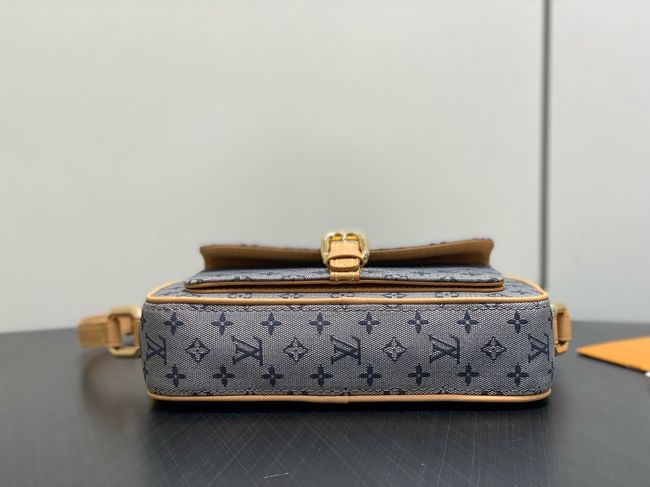 Louis Vuitton Shoulder Bag M92216 gray Louis Vuitton Shoulder Bag M92216 gray