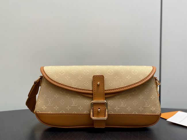 Louis Vuitton Shoulder Bag M92690 brown