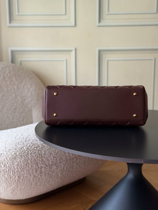 Chanel Large FLAP BAG sheepskin A2215 burgundy Chanel Large FLAP BAG sheepskin A2215 burgundy