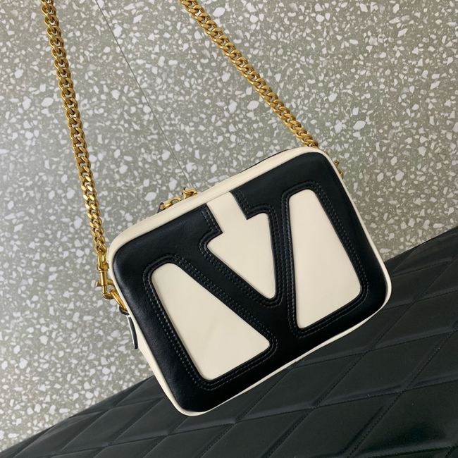 VALENTINO GARAVANI Loco Calf leather bag 0016 black&white