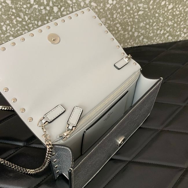 VALENTINO Rockstud calfskin chain bag SHI098 Silver