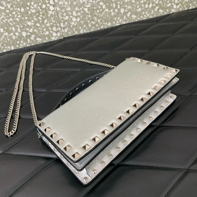 VALENTINO Rockstud calfskin chain bag SHI098 Silver